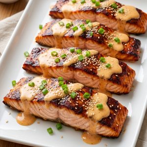 20-Minute Baked Bang Bang Salmon – Easy High-Protein Dinner